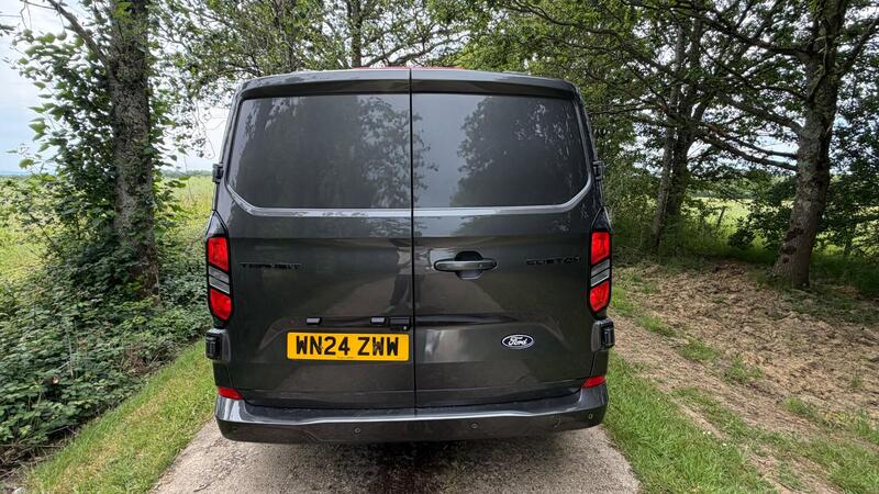 2024 Ford Transit Custom — photo 6