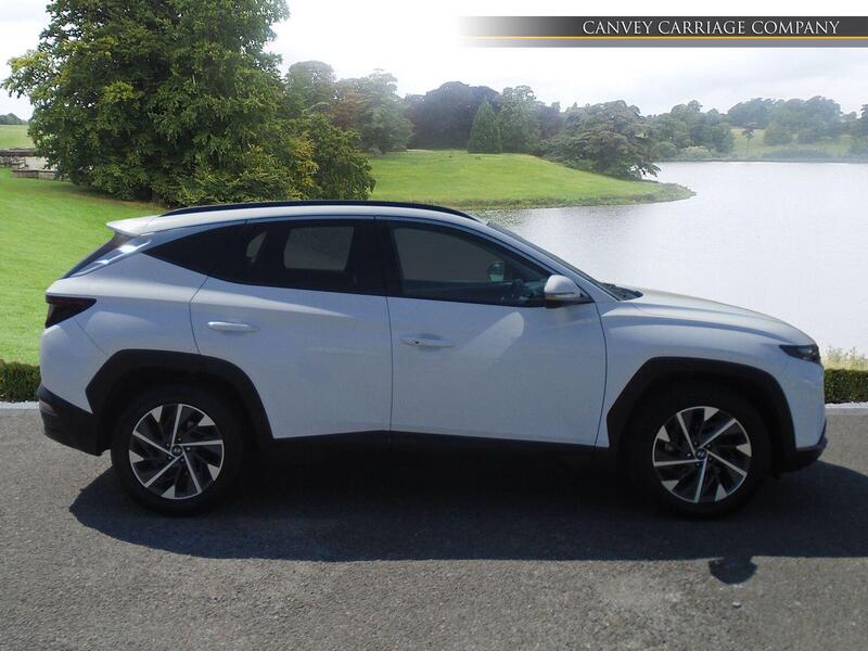 Hyundai Tucson view 4
