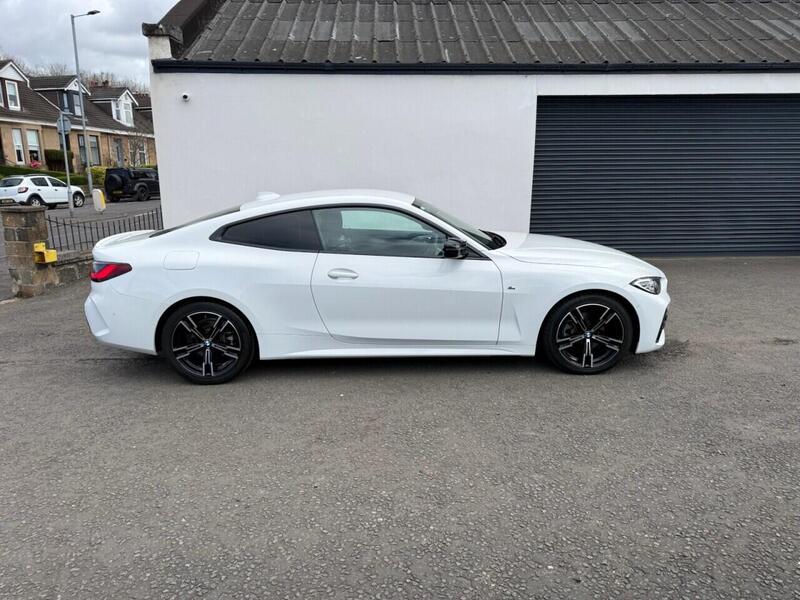 BMW 4 Series view 2