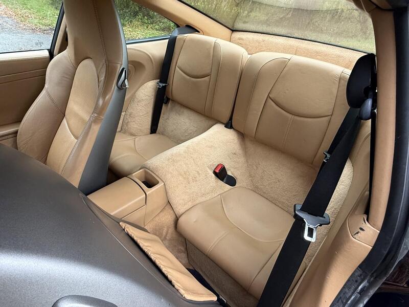 Porsche 911 view 28