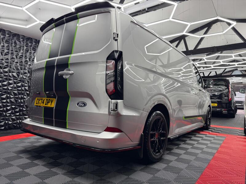 2024 Ford Transit Custom - exterior