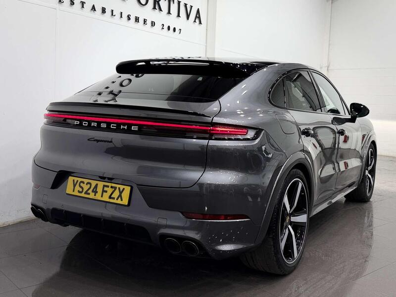Porsche Cayenne view 4