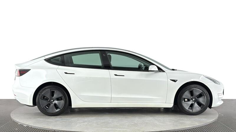 Tesla Model 3 view 3