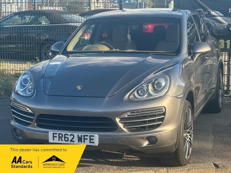 Porsche Cayenne main image