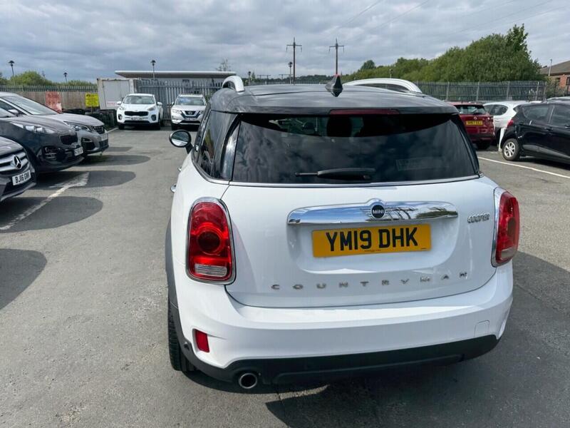 Mini Countryman view 6