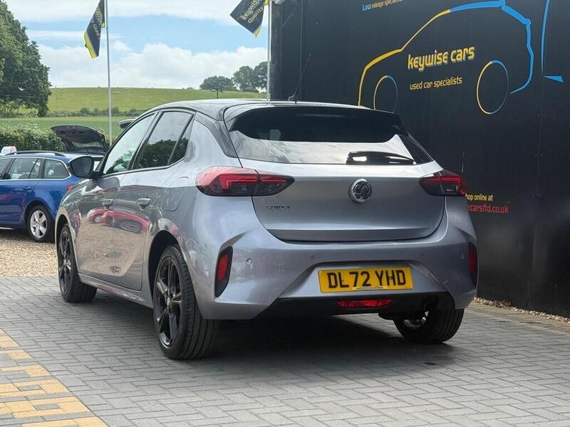 Vauxhall Corsa view 3