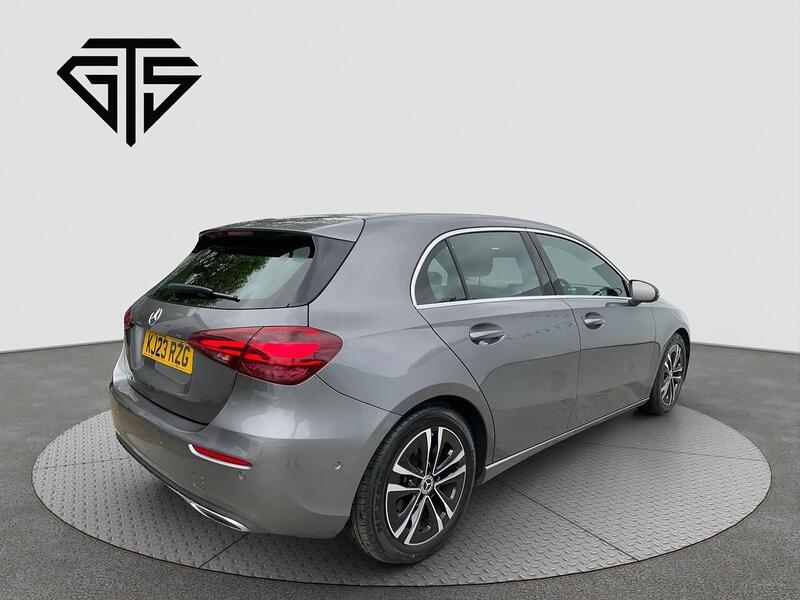 Mercedes-Benz A Class view 3