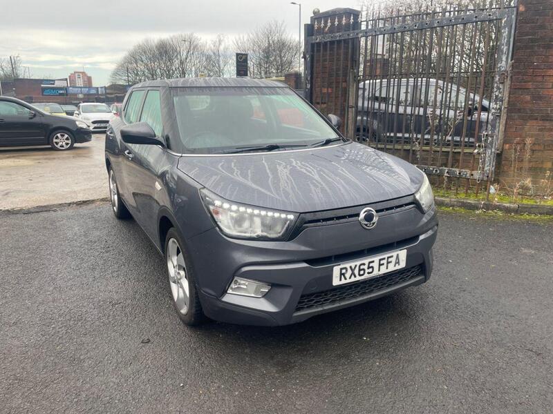 2015 KGM Tivoli in Grey for sale