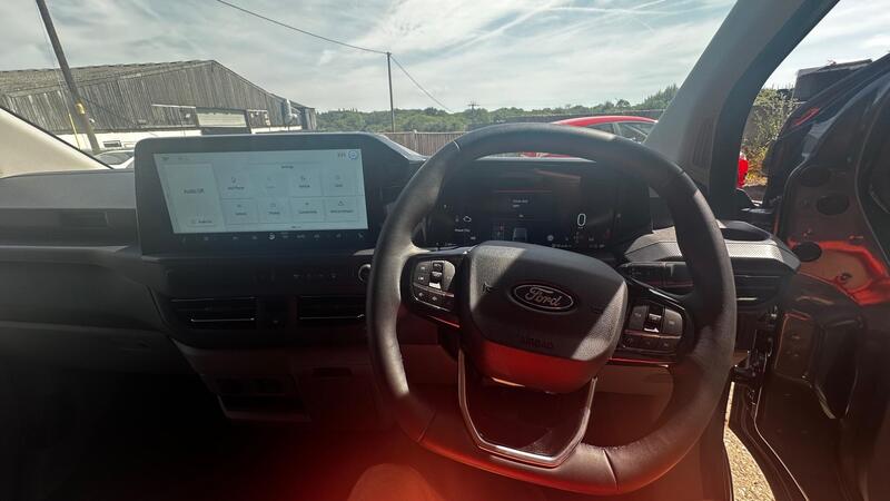 2026 Ford Transit Custom — photo 19