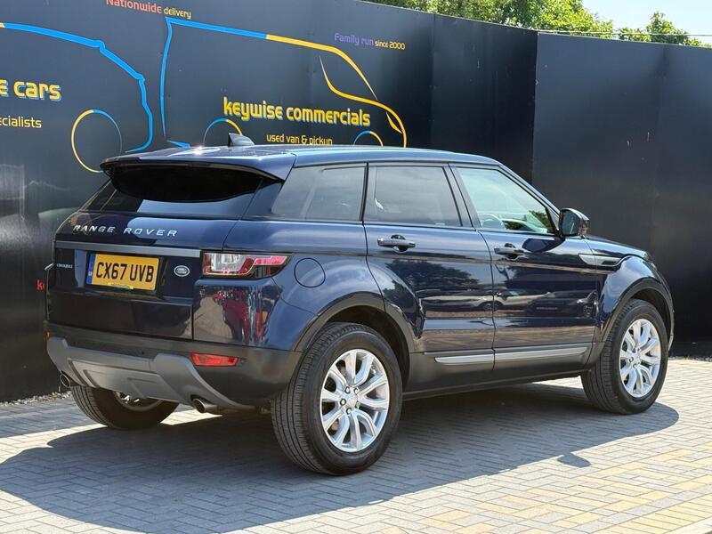 Land Rover Range Rover Evoque view 5