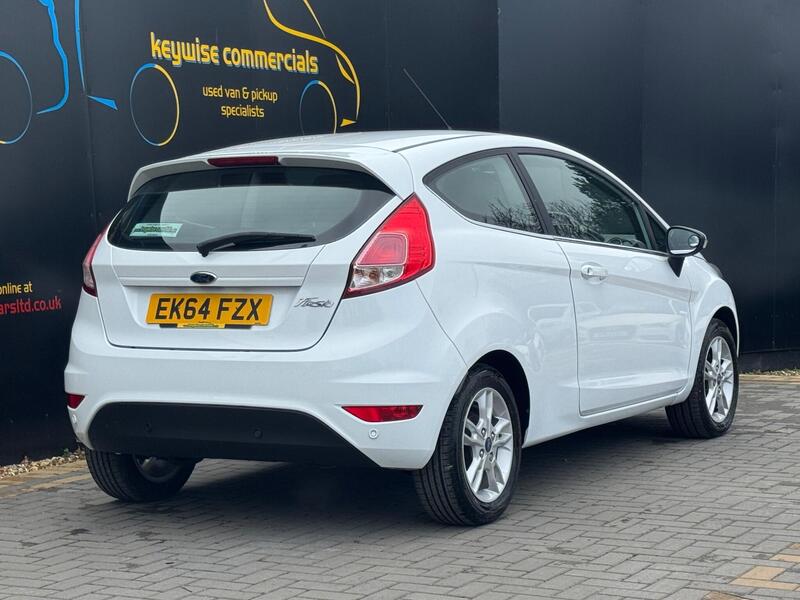 Ford Fiesta view 5