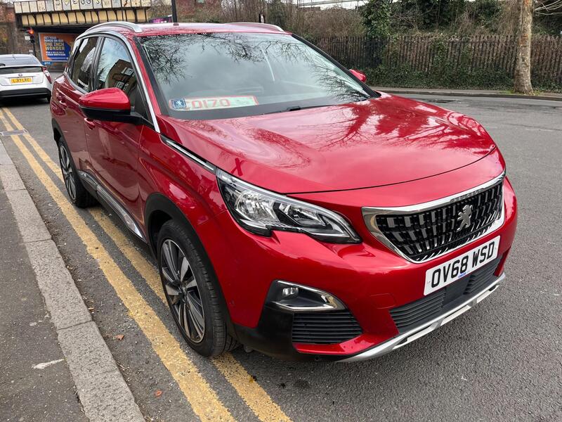 Peugeot 3008 view 2