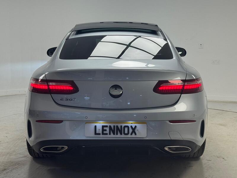 Mercedes-Benz E Class view 7