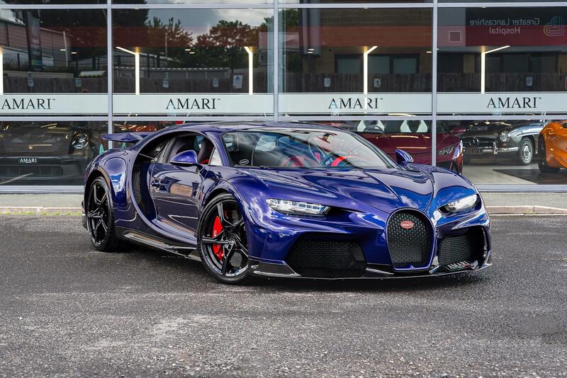 Bugatti Chiron view 7
