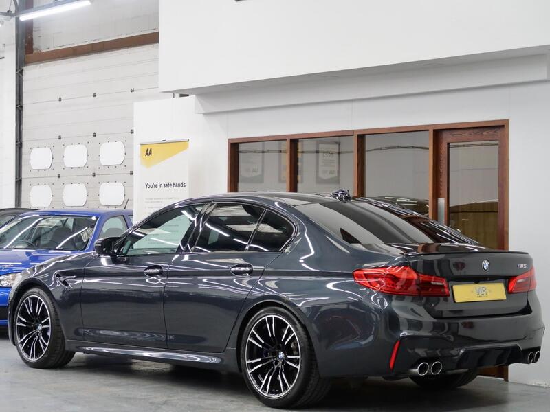 BMW M5 view 7