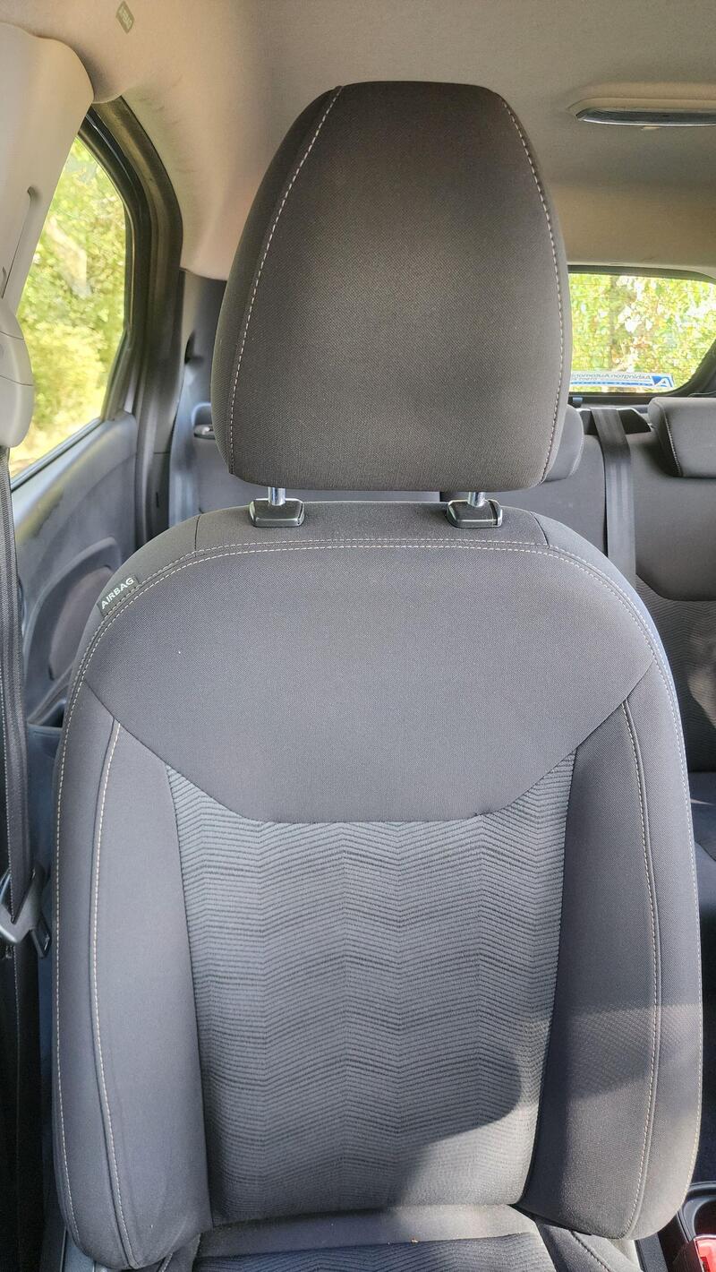 2016 Ford Ka+ — photo 35