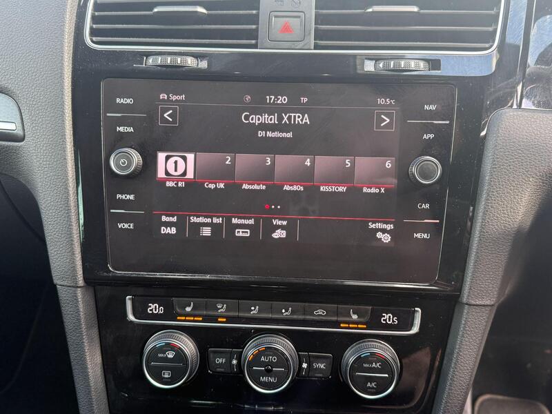 Volkswagen Golf view 7