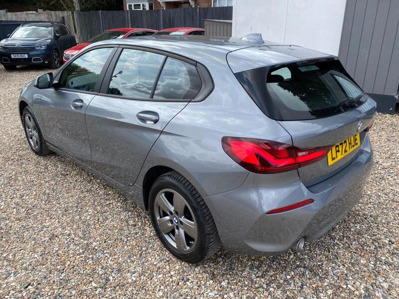 BMW 1 Series view 7