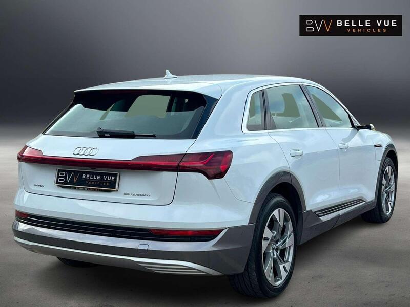 Audi Audi e-tron view 3