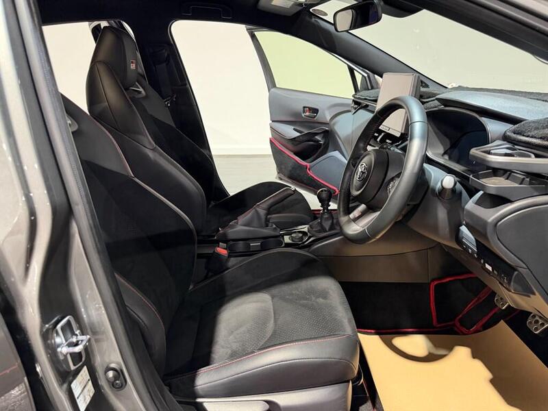 Toyota Corolla view 5