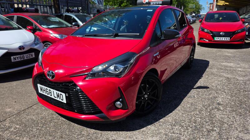 Toyota Yaris main image