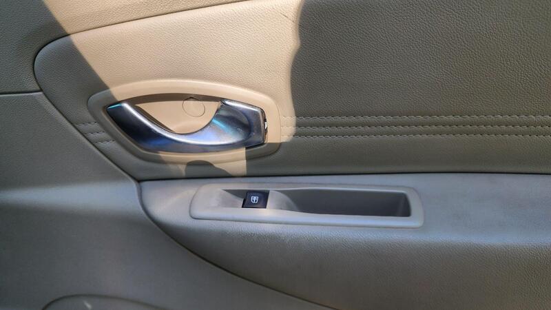 2010 Renault Scenic — photo 50