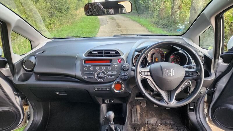 2015 Honda Jazz — photo 26