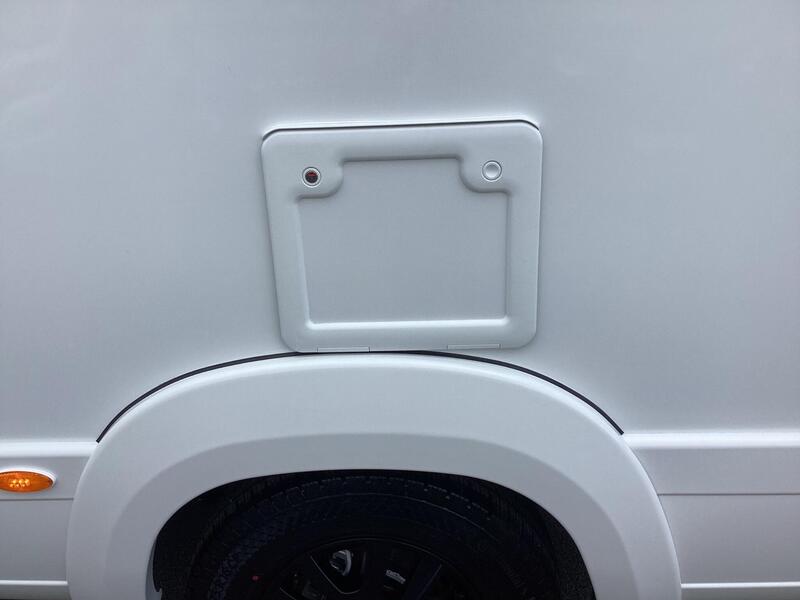 Auto-Trail Expedition C71 — image 16