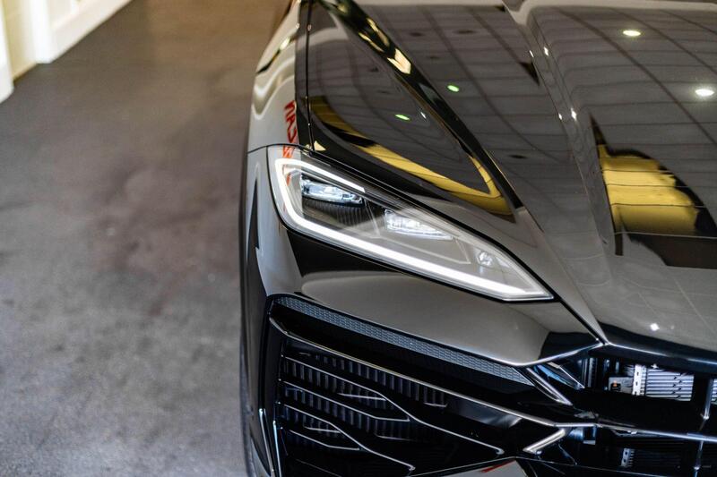 Lamborghini Urus view 2