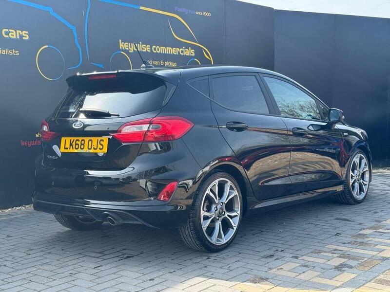 Ford Fiesta view 5