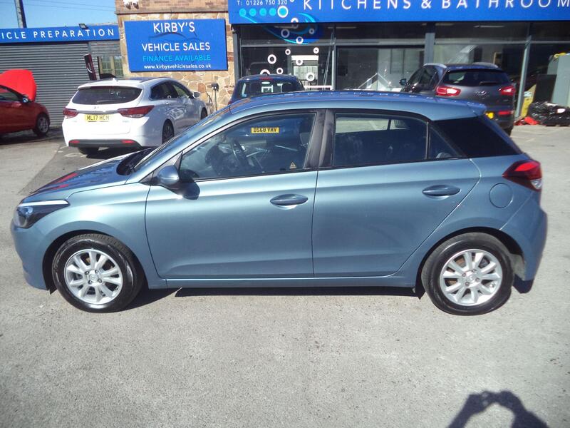 Hyundai I20 view 4