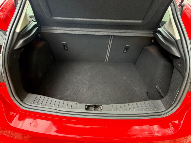 2014 Ford Focus — photo 23