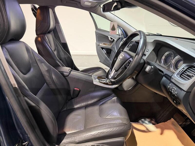 Volvo S60 view 6