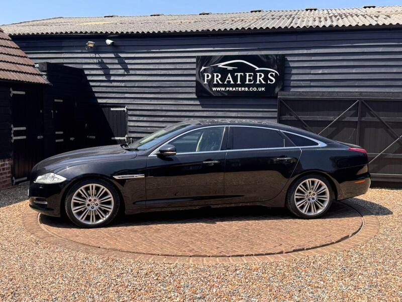 Jaguar XJ view 6