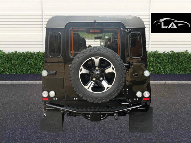 Land Rover Defender view 7