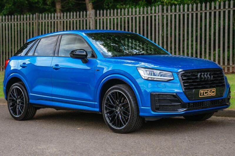 Audi Q2 view 6