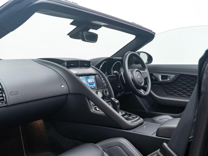 Jaguar F-Type view 7