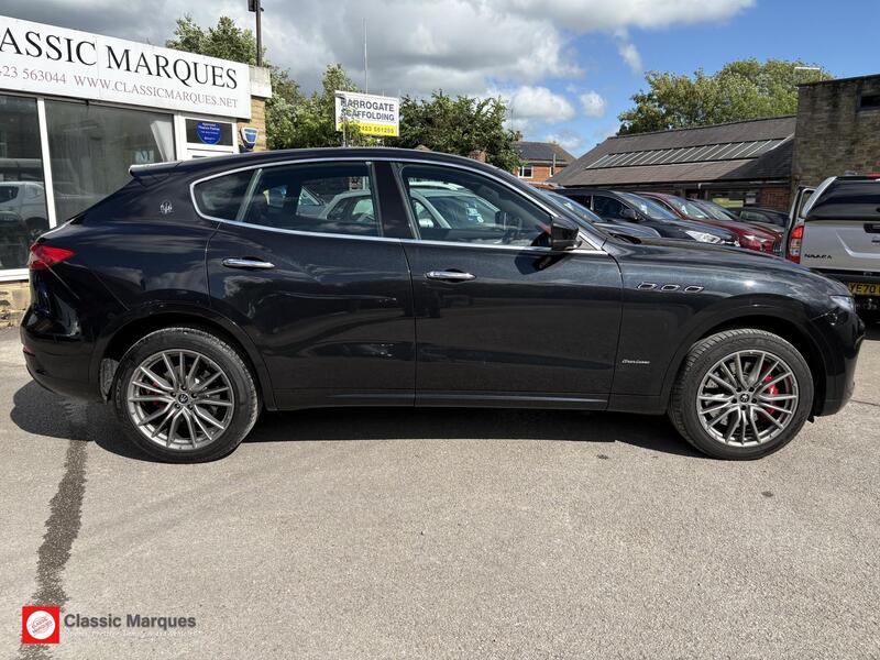 Maserati Levante view 7