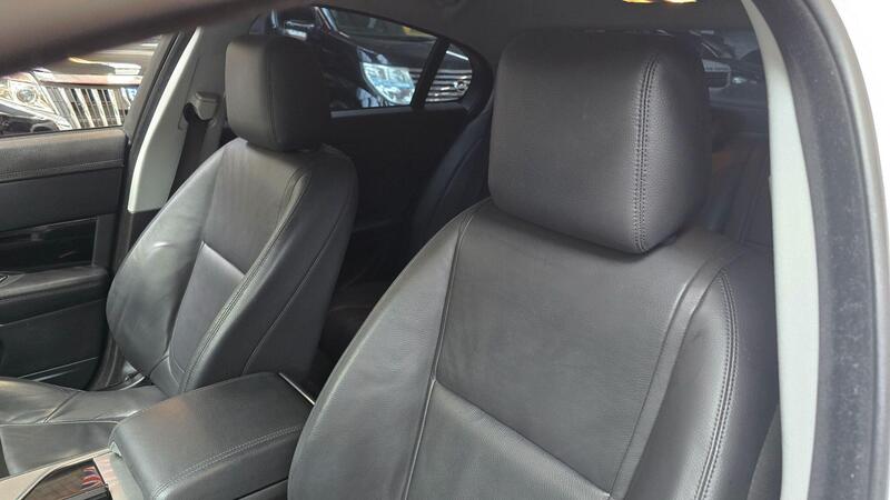 Jaguar XF view 7