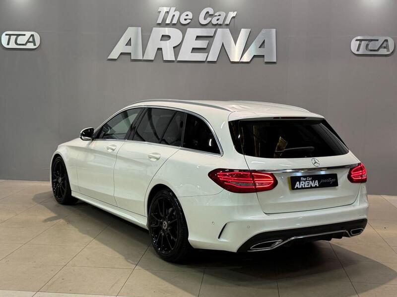Mercedes-Benz C-Class view 4