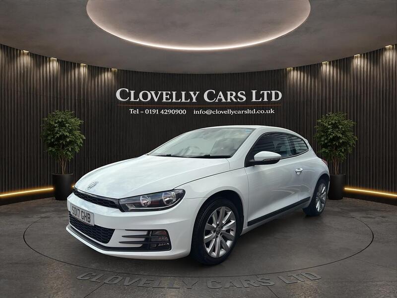 Volkswagen Scirocco view 6