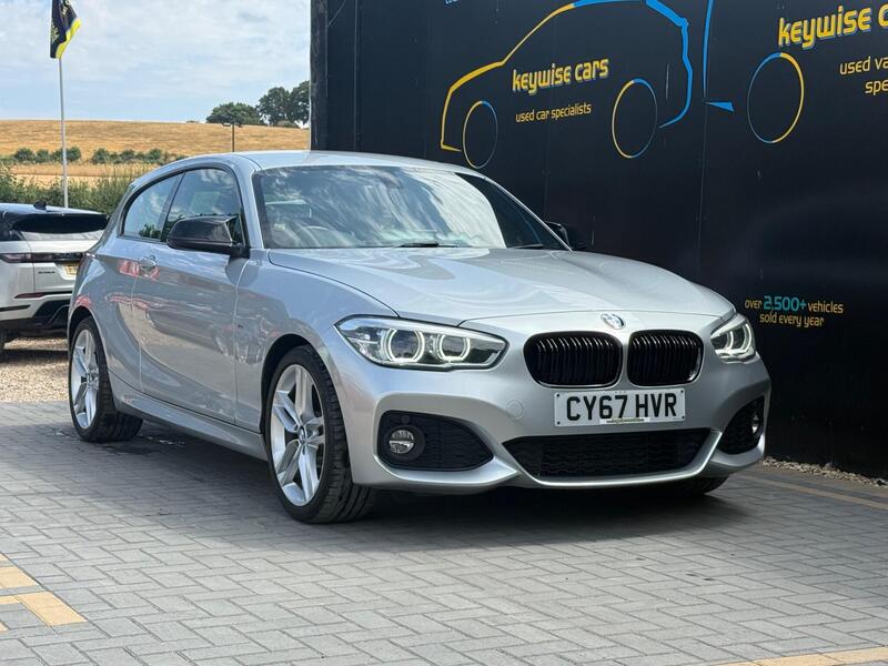BMW 1 Series view 6