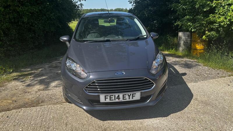 2014 Ford Fiesta — photo 2