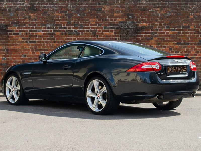 Jaguar XK view 3