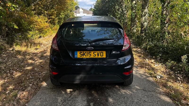 2015 Ford Fiesta — photo 6