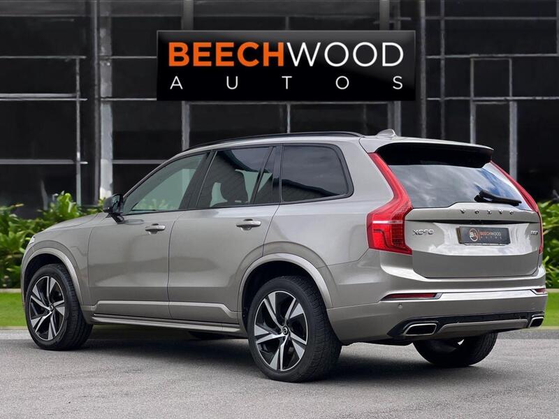 Volvo XC90 view 7