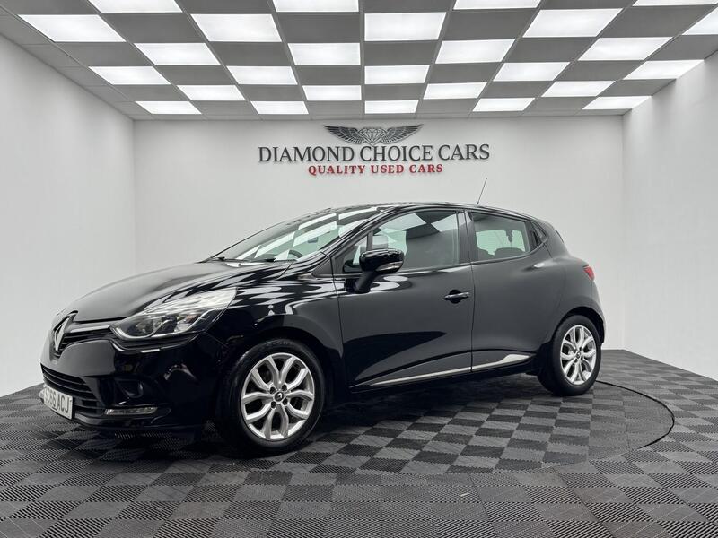 Renault Clio view 3