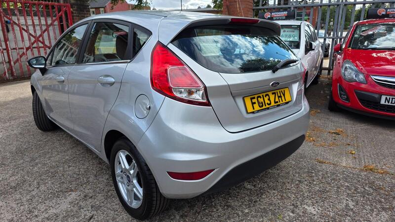 Ford Fiesta view 4