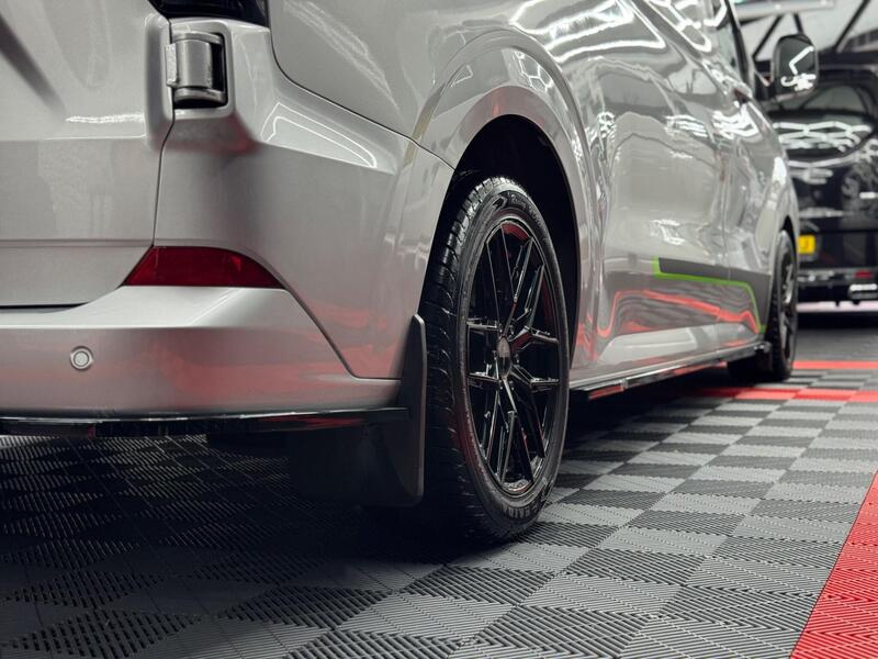 2024 Ford Transit Custom - exterior