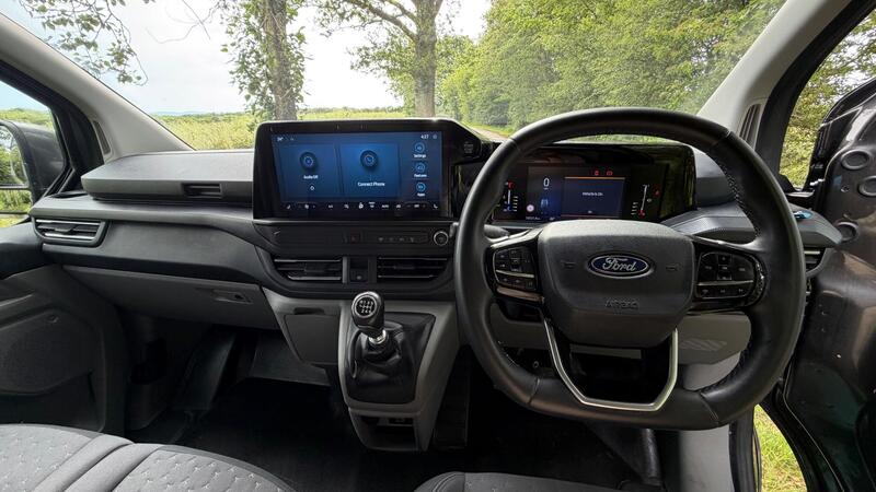 2024 Ford Transit Custom — photo 11